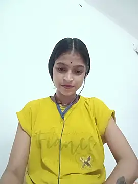 Mohnicute online show from 07.23.26