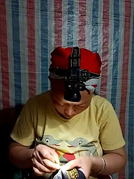 girl-hot2x online show from 04.13.26