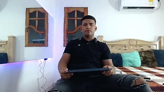 mathews    online show from 11.30.25