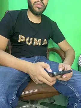 Snapshot of hotyyyyjonny chatting on 06.19.26 hotyyyyjonny online show from 06.19.26