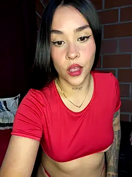 Snapshot of Andreina1 chatting on 11.14.25 Andreina1 online show from 11.14.25