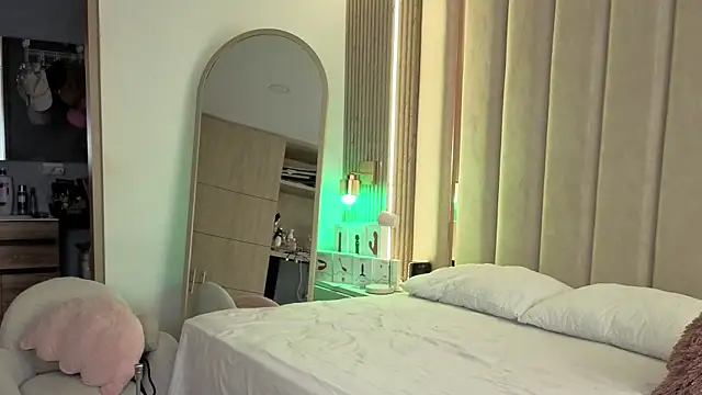 Iamnyxy online show from 12.02.25