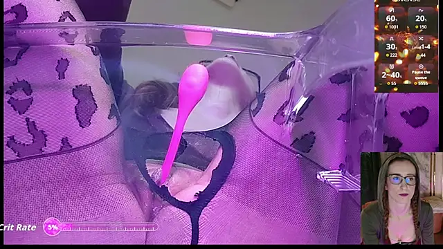 Snapshot of SassySquirtQueen chatting on 11.24.25 SassySquirtQueen online show from 11.24.25