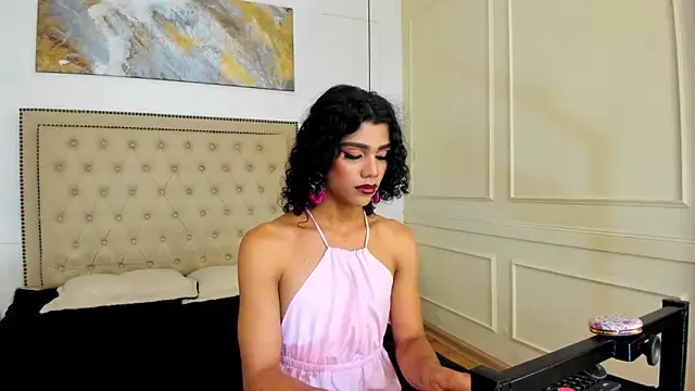 Snapshot of AlexaBellanova chatting on 05.29.26 AlexaBellanova online show from 05.29.26