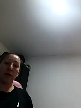 Snapshot of chrystal_sl852 chatting on 02.23.26 chrystal sl852 online show from 02.23.26