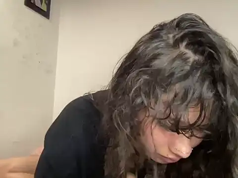 Snapshot of Dreana chatting on 02.24.26 Dreana online show from 02.24.26