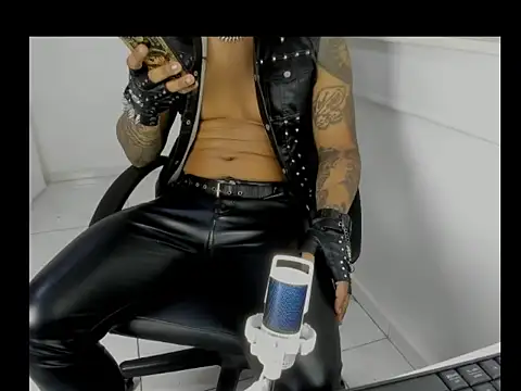 master leather online show from 04.14.26