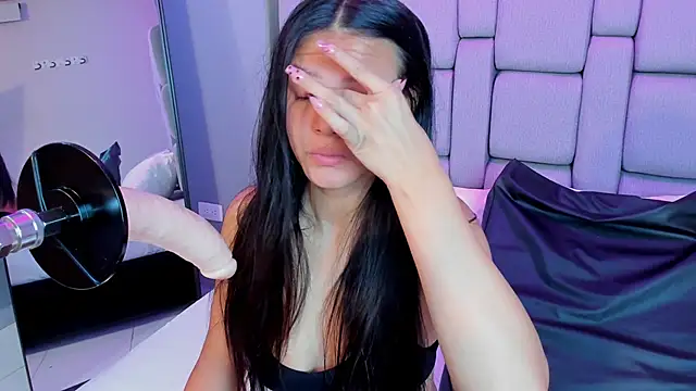 Sara rhoades online show from 11.27.25