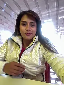 Snapshot of valeria_absurdah chatting on 01.13.26 valeria absurdah online show from 01.13.26