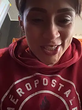 Snapshot of valeria_absurdah chatting on 02.19.26 valeria absurdah online show from 02.19.26