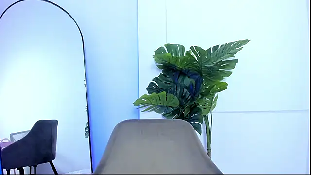 KaliBloom online show from 02.04.26