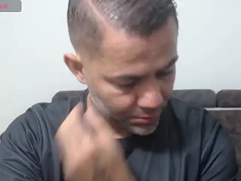 Alexander Halls online show from 02.05.26