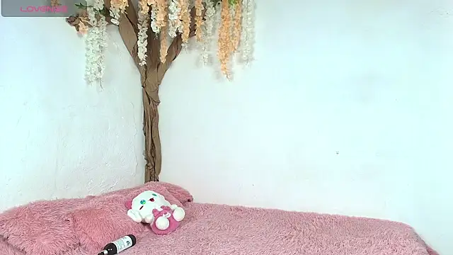 MISS SAMMYROSE online show from 05.13.26