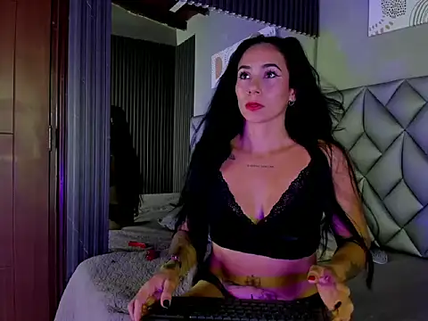 May-Clanfort online show from 11.26.25