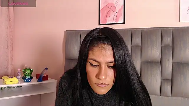 Ailyn-9 online show from 11.13.25