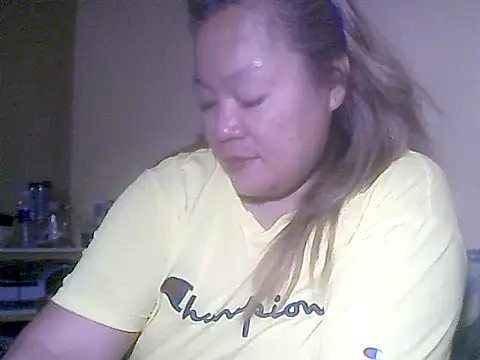 loriepinay46 online show from 04.12.26