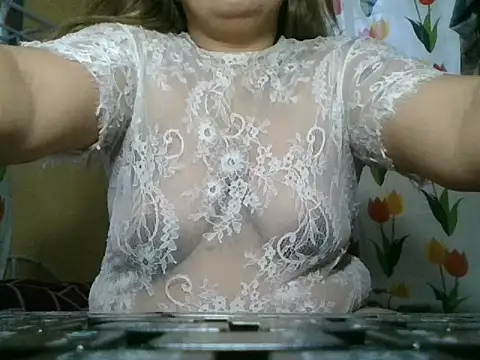 loriepinay46 online show from 05.30.26