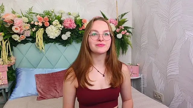 MadisonSmitt online show from 12.16.25