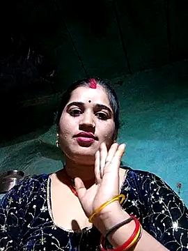 Hot kamla online show from 04.13.26