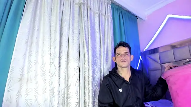 Sexybigjefffx online show from 12.19.25