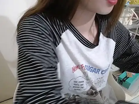 Snapshot of Jumi_sexy chatting on 03.18.26 Jumi sexy online show from 03.18.26