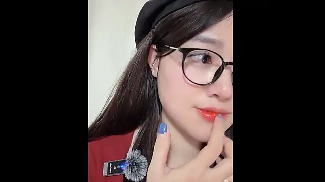 MiCandy-Lovee online show from 11.24.25