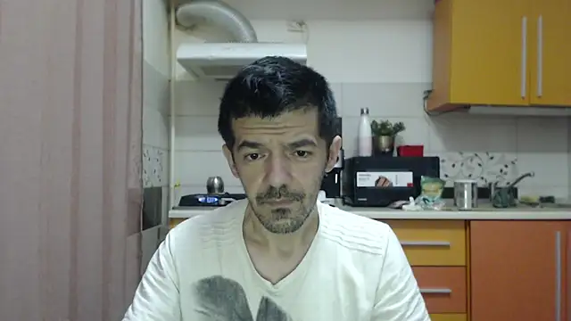 Snapshot of Dale_E chatting on 12.15.25 Dale E online show from 12.15.25