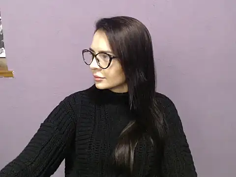 divina kira online show from 11.25.25