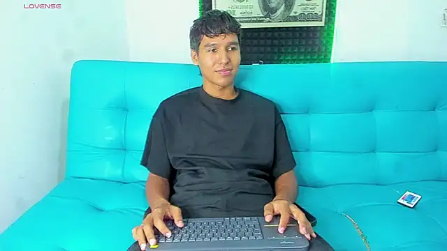 Carl-Milton online show from 11.30.25