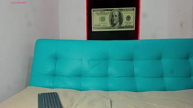 Carl-Milton online show from 12.02.25