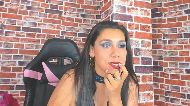 Nyra Rose online show from 01.14.26