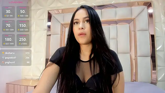 Snapshot of Estefanny_lopez19 chatting on 02.27.26 Estefanny lopez19 online show from 02.27.26