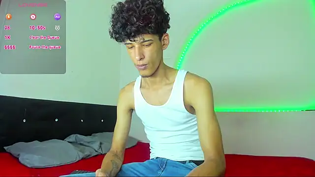 kaiborman00 online show from 04.07.26