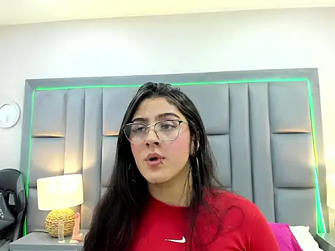 LuisaFranco online show from 11.30.25