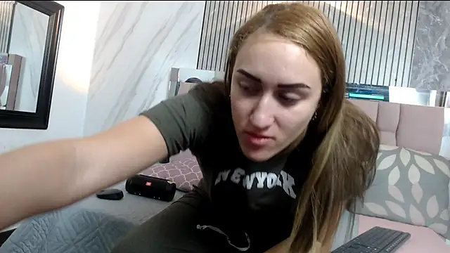 hanna  palmer1 online show from 01.15.26