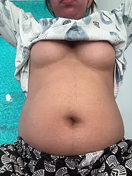 isha sharma2002 online show from 03.27.26