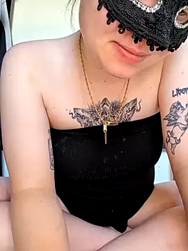 secretcouple 00 online show from 05.27.26