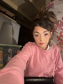 Snapshot of miatate chatting on 01.18.26 miatate online show from 01.18.26