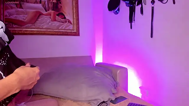 VeronicaSmith OS online show from 03.18.26