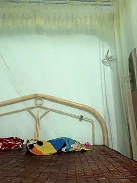 Snapshot of MEFUN- chatting on 01.17.26 MEFUN- online show from 01.17.26