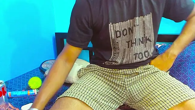 Suck my fuckin dick bitch online show from 01.28.25