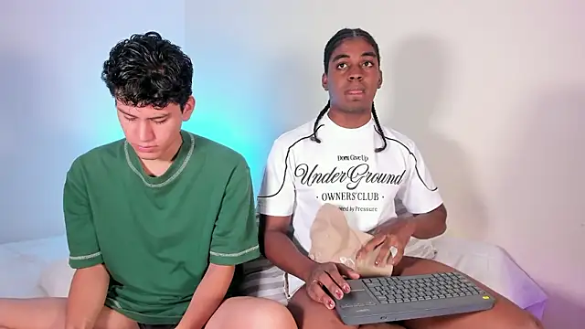 Snapshot of Mark_Nico chatting on 03.14.26 Mark Nico online show from 03.14.26