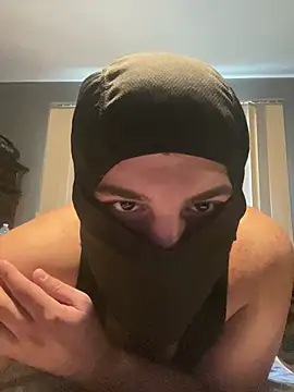 Snapshot of mouse- chatting on 02.22.26 mouse- online show from 02.22.26