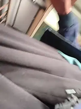 Snapshot of Ritik143jhil chatting on 11.23.25 Ritik143jhil online show from 11.23.25