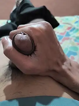 Snapshot of Ritik143jhil chatting on 12.18.25 Ritik143jhil online show from 12.18.25