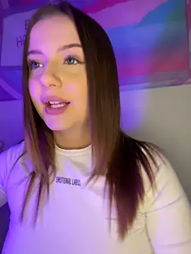 Snapshot of LoKIRAve chatting on 12.03.25 LoKIRAve online show from 12.03.25