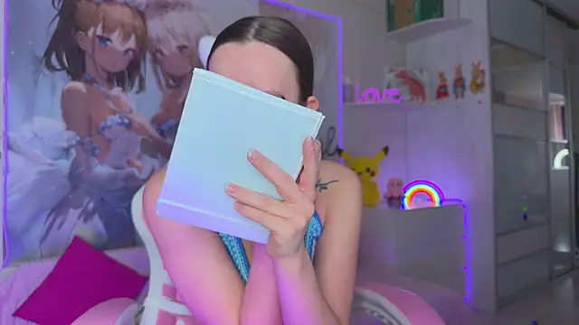 CheekySashaCharm online show from 04.08.26