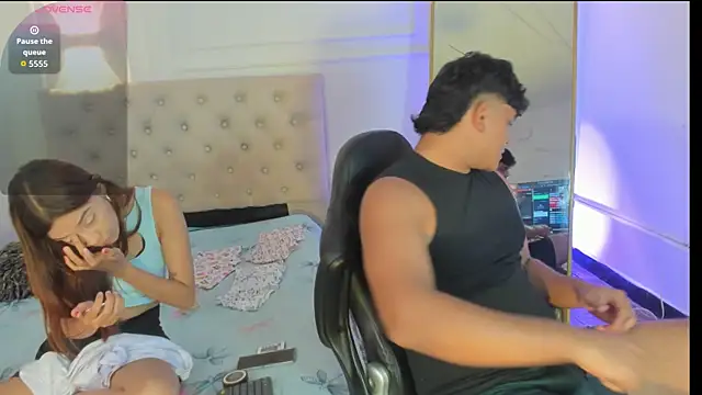 nicolvibes 212 online show from 02.26.26