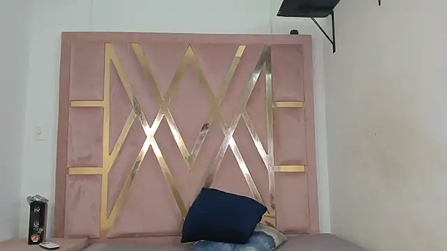 Snapshot of Kymasm chatting on 01.13.26 Kymasm online show from 01.13.26