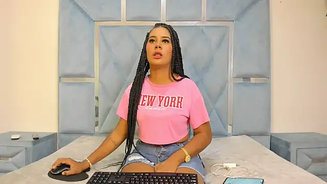 Snapshot of Kymasm chatting on 02.14.26 Kymasm online show from 02.14.26